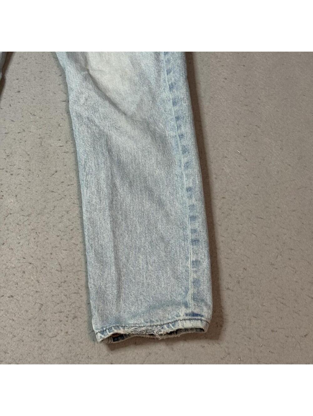 American Eagle Strigid Mom Jeans Womens Size 2 Light Wash Distressed Hem - Picture 3 of 14